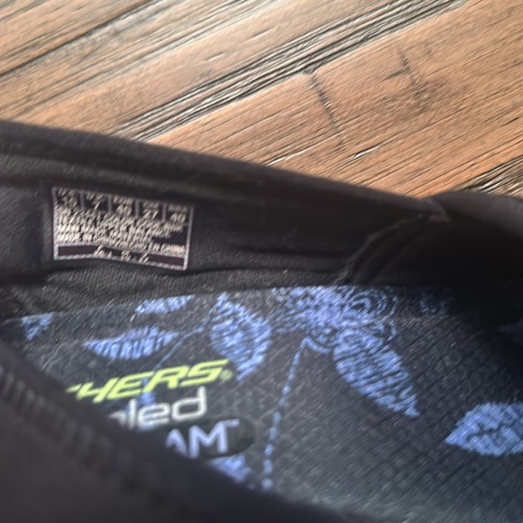 Skechers Air-cooled memory foam - excellent condition! - Picture 4 of 9